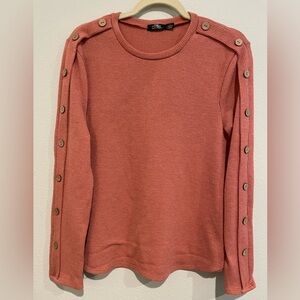 Cute dusty pink top with wooden buttons down sleeve.  Closet staple Size…